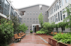 特色风味餐食满脚个性化需求；日间照顾室共设